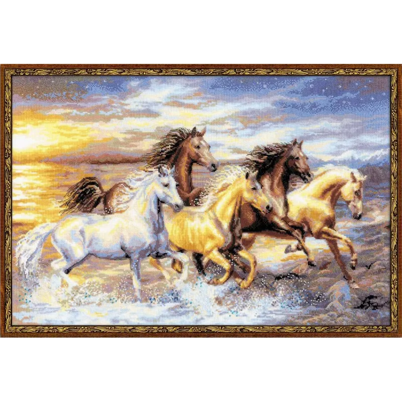 Dans le coucher de soleil 100/038