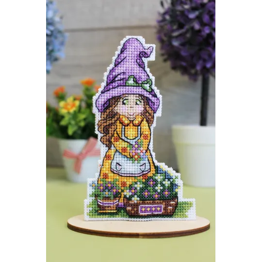 Mignon gnome SR-822