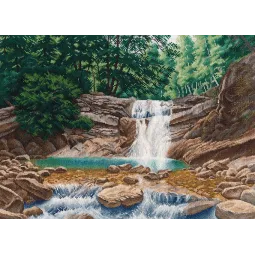 Wasserfall auf dem Fluss Pshada S1470