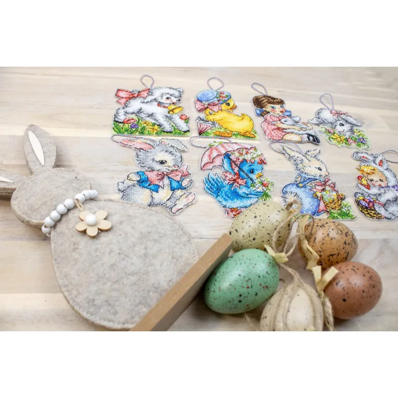 Easter Ornaments Kit of 8 pieces SLETIL8032