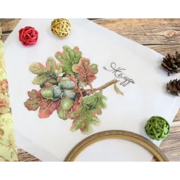 Natürliche Geschenke. Eichel SNV-769