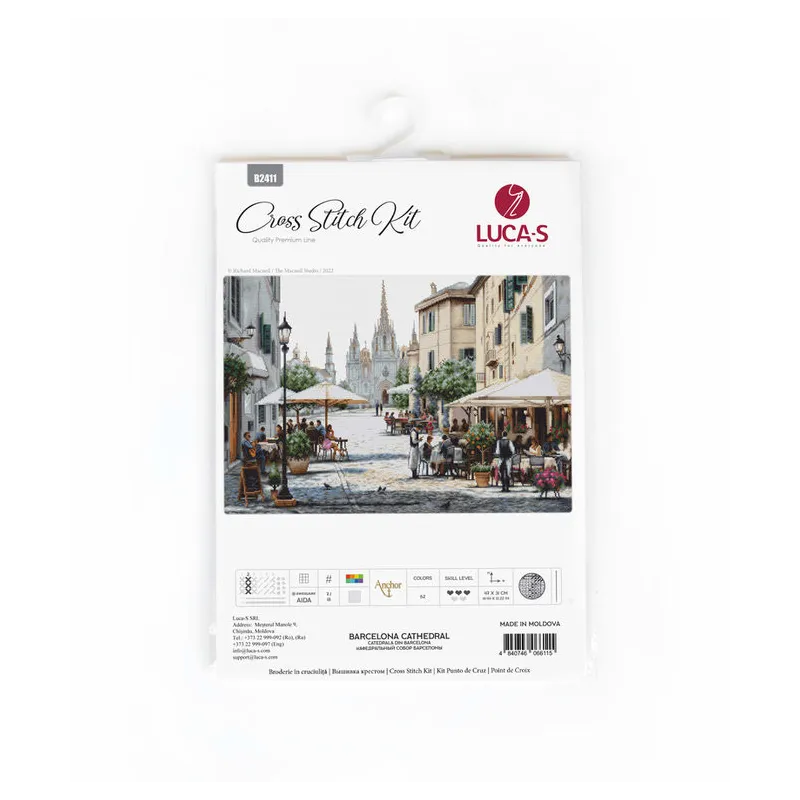 Cross stitch kit Barcelona Cathedral 47x31cm SB2411