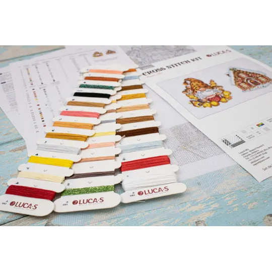 Набор для вышивания крестиком Игрушки Гном и домик SJK036