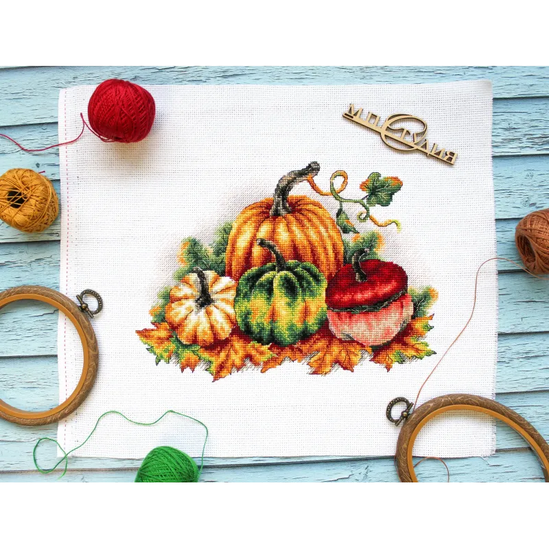 Набор для вышивания крестом "Красочные тыквы" SNV-789