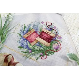 Kit de point de croix « Handmade stuff. Bobines » SM-725