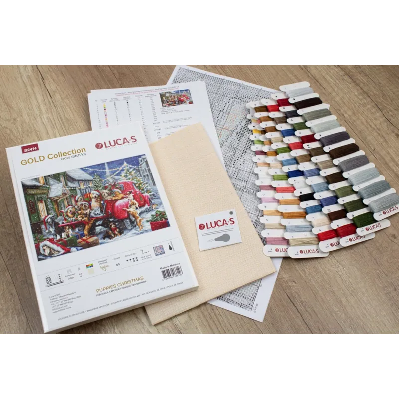 Набор для вышивания крестиком Рождественские щенки 50x35 см SB2414