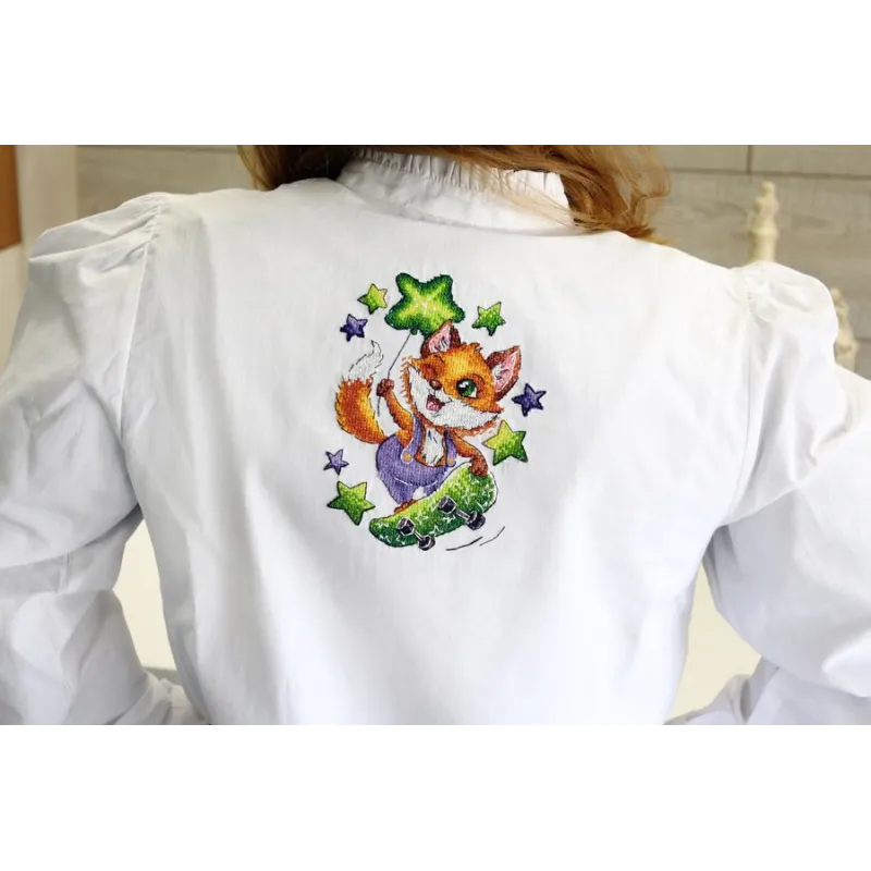 Набор для вышивания крестом водорастворимой канвой "Лиса-скейтбордист" SV-803