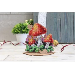 Broderie de perles sur socle en bois "Amanite" SO-074