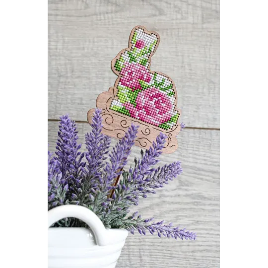 Point de croix sur base en bois "Floral Easter" SO-081