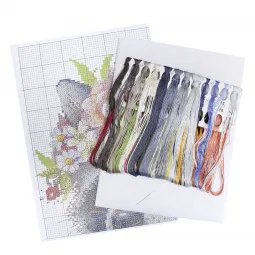 Набор для вышивания крестиком "Очаровательный енот" SNV-775