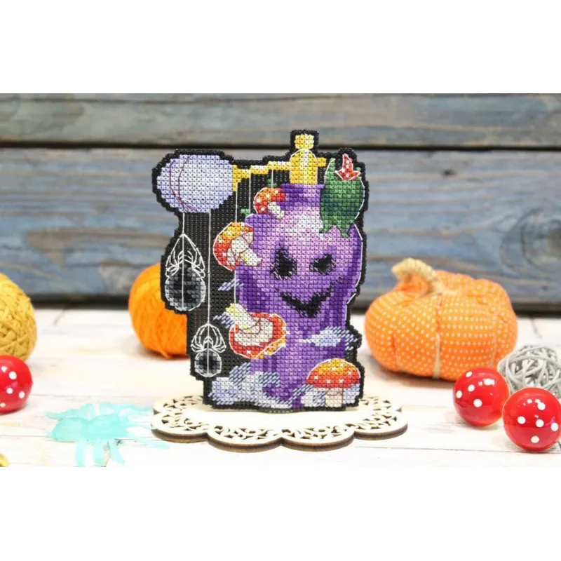 Cross stitch kit "Ghost fragrance" SR-888