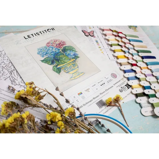 (D) Hydrangea Blooms 30x22cm SLETIL8065