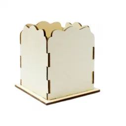 Карандашница из фанеры 4 мм, узорный край, размер 10,5х10х9 см AM77...