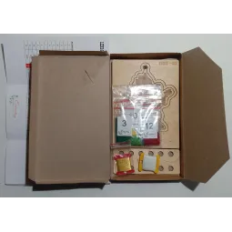 Bouvreuil (perles) FBNGI-003