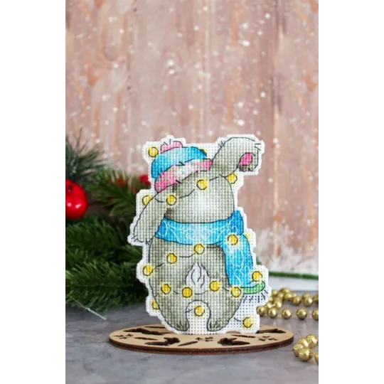 Kreuzstich-Set auf der Plastikleinwand "Neujahrs-Häschen" 12x9 cm SR-915