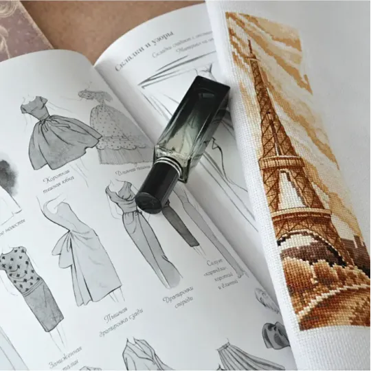 Bookmark. Paris SANZ-52