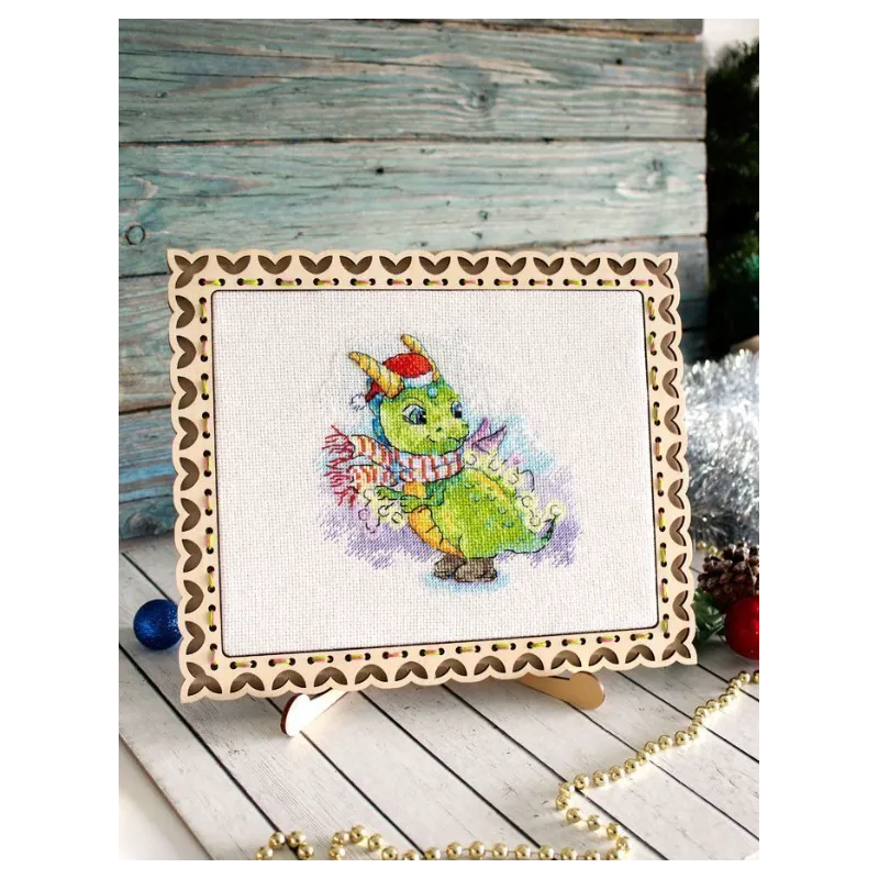 Cross stitch kit "Dazzling outfit" 15x15 cm SM-760 (D)