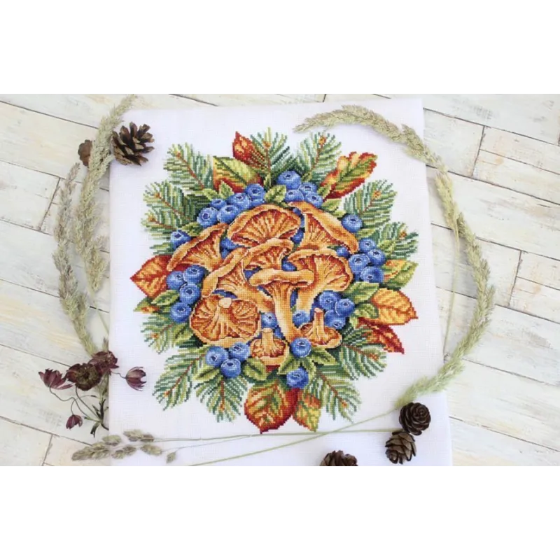 Cross stitch kit "Forest Treasures" SNV-772 (AS)