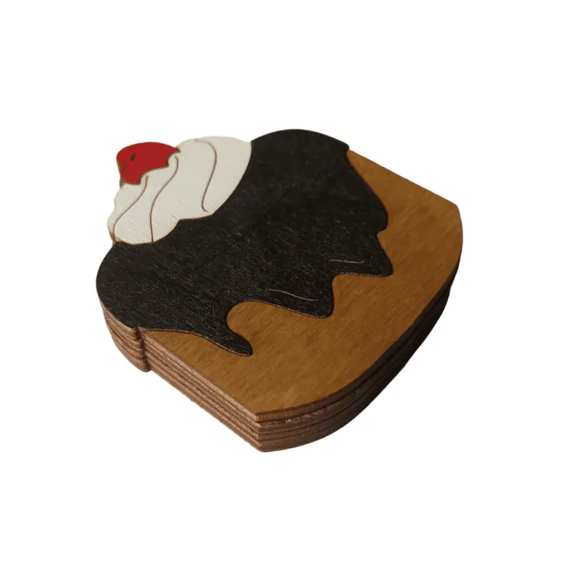 Wooden needle case "Cake with cherry" KF056/91